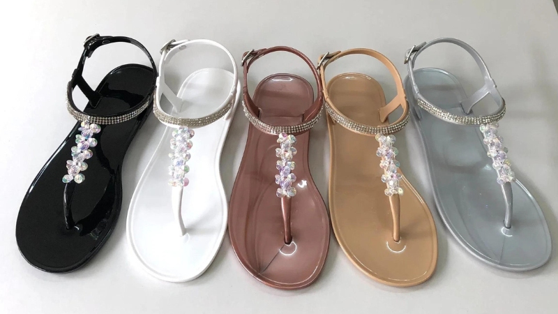 Sandal nhựa PVC