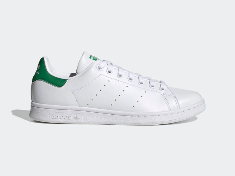 Với kiểu dáng thanh lịch giúp Adidas Stan Smith được nhiều bạn nữ lựa chọn