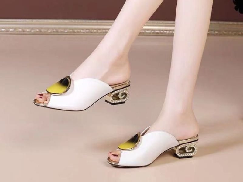 Sandal Mules Hàn Quốc sang trọng và tiện lợi