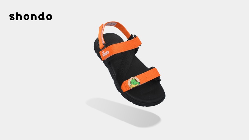 Sandal bé trai Little 6 tem khủng long màu đen cam giúp bé thoải mái vận động