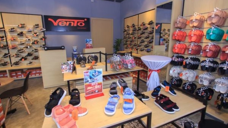 Vento là shop bán giày sandal nam đẹp ở TPHCM