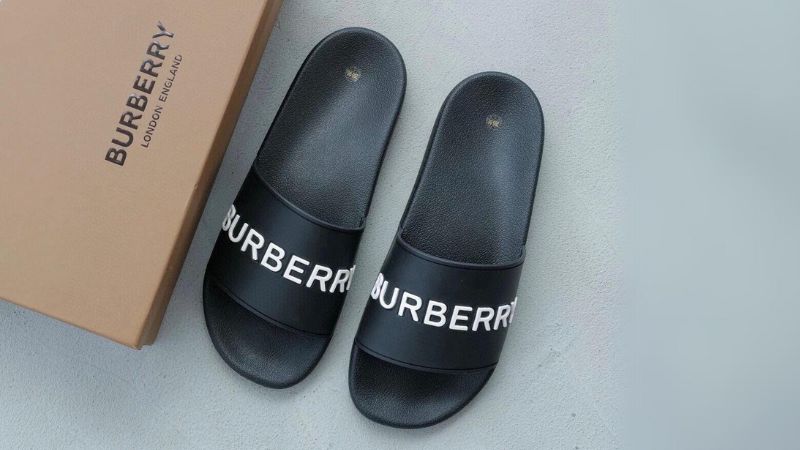 Dép da Burberry Men's Black Kingdom Motif Slides