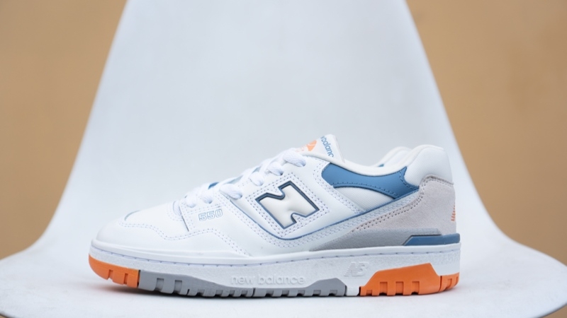 Mẫu giày New Balance 550 hot trend