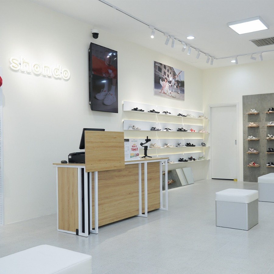 Shondo is a reputable place to buy shoes for young people.