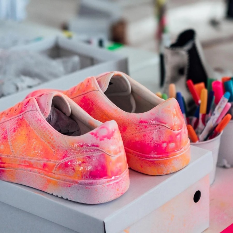 What is custom shoes?