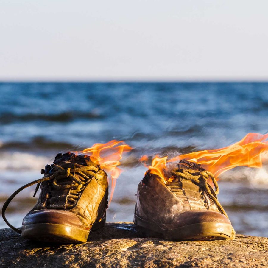 Synthetic leather should avoid exposure to high temperatures.