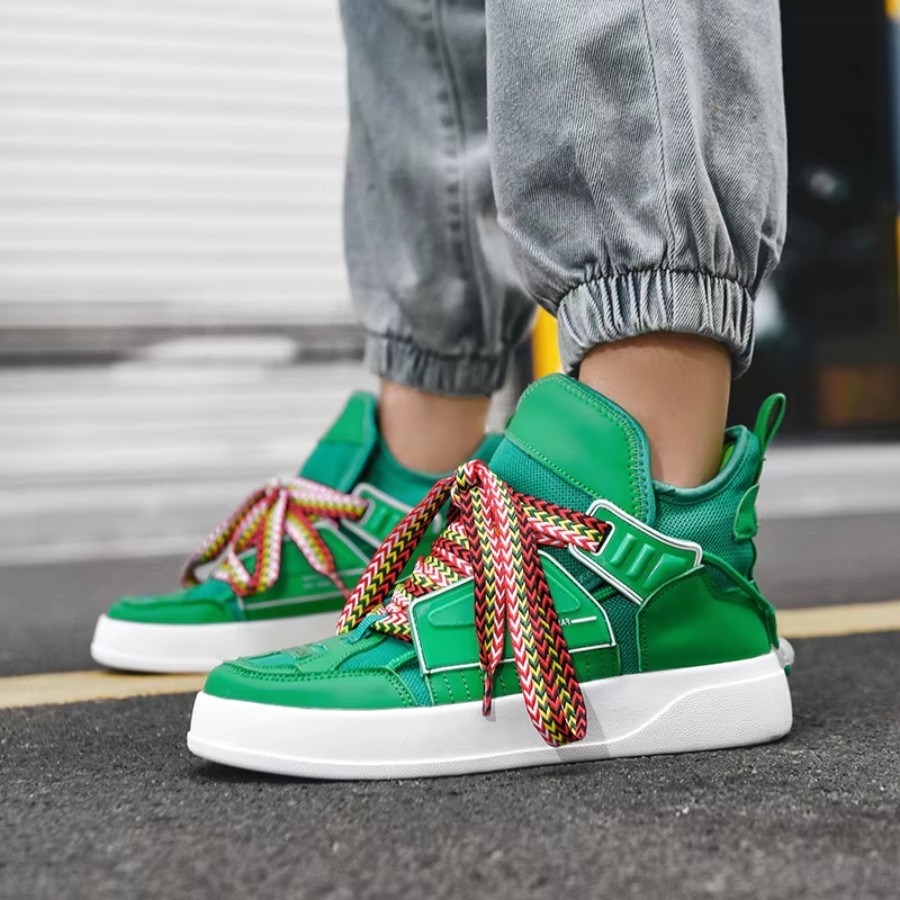 Choose clothing colors that match green