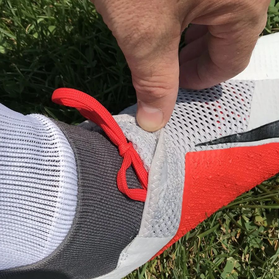 Hidden Knot Lacing Style