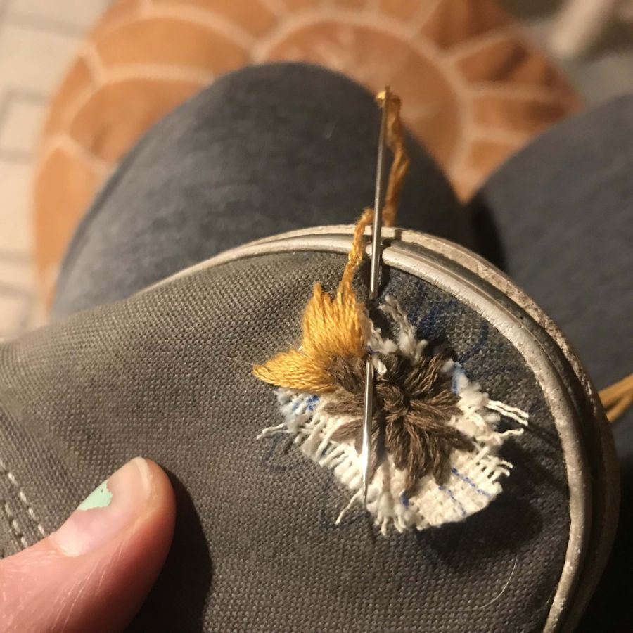 Repair torn canvas shoes