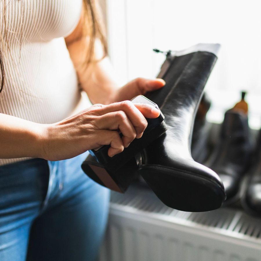 How to clean cowhide shoes