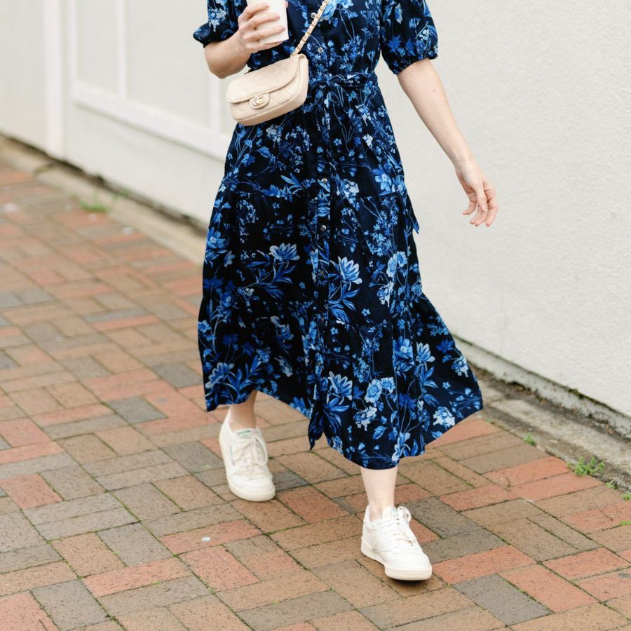 Maxi dress + sneakers