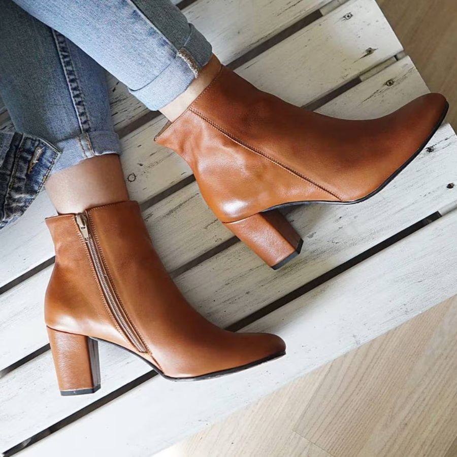 Women's low-cut boots